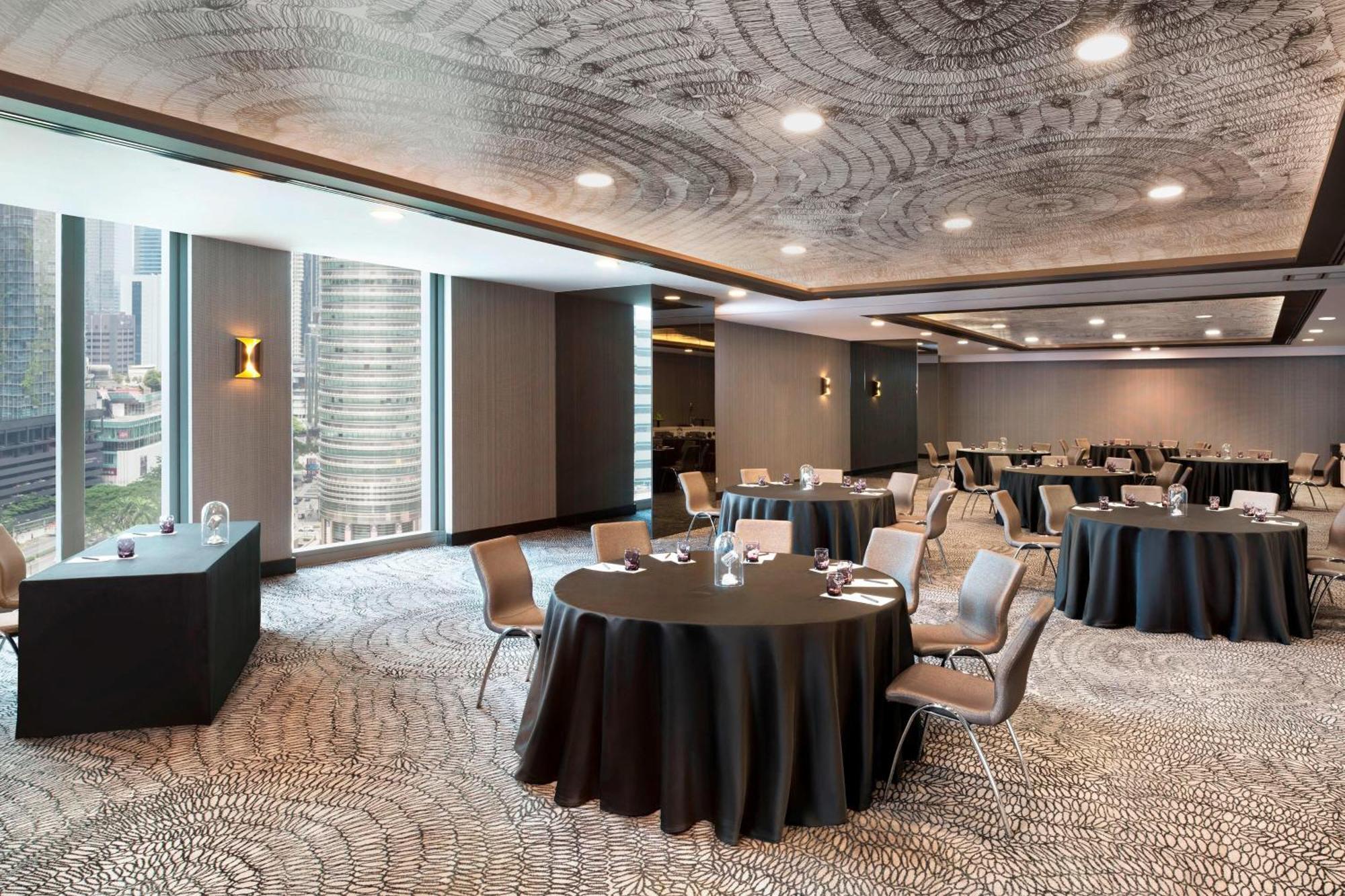W Kuala Lumpur Otel Dış mekan fotoğraf
