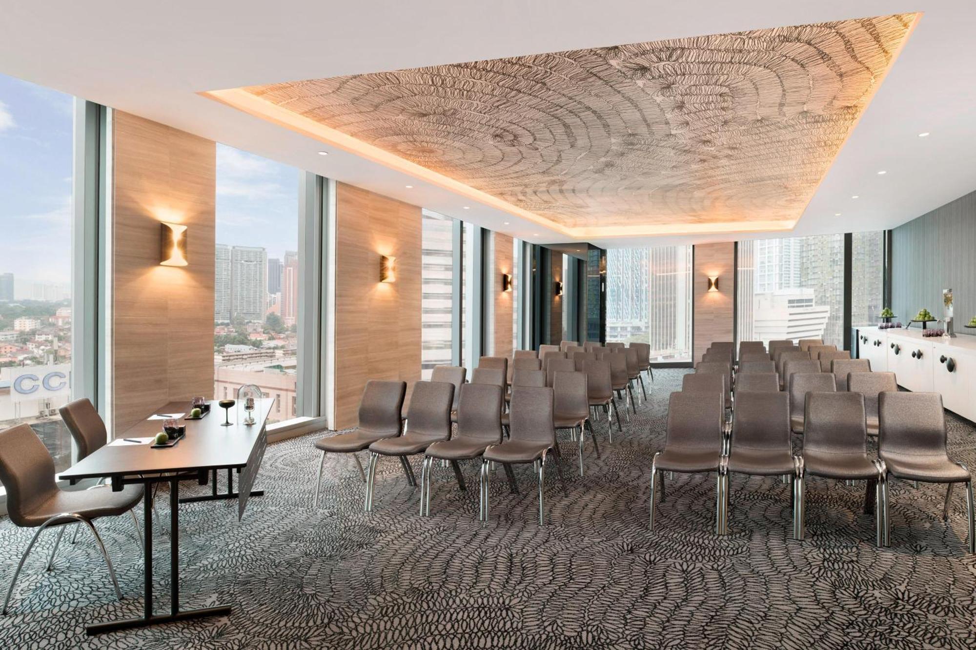 W Kuala Lumpur Otel Dış mekan fotoğraf